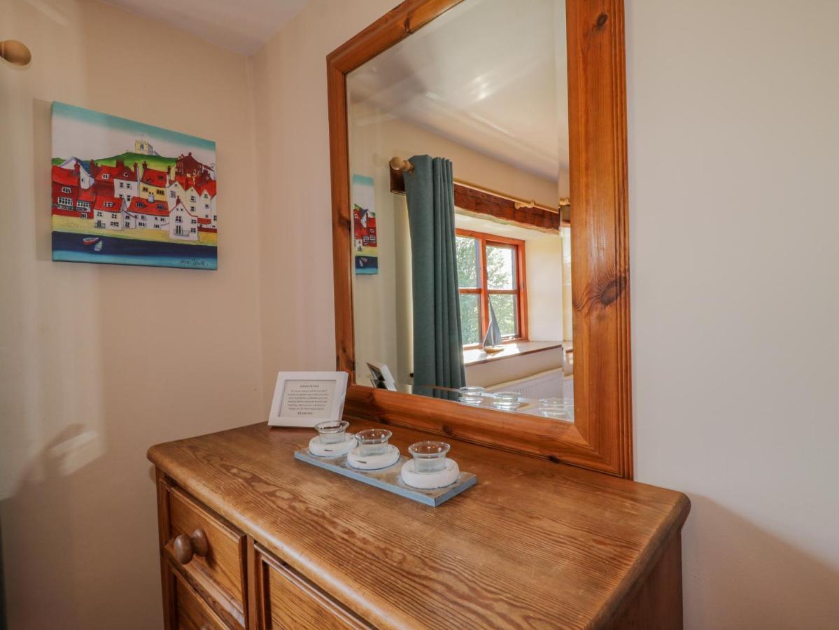 Danby Cottage ويتبي المظهر الخارجي الصورة